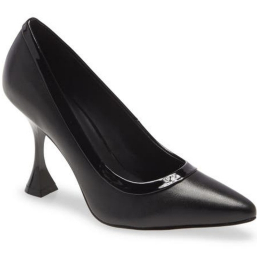 Karl Lagerfeld Paris Lanea Pumps
